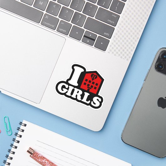 I Love Hotel Girls Sticker (Laptop met iPhone)