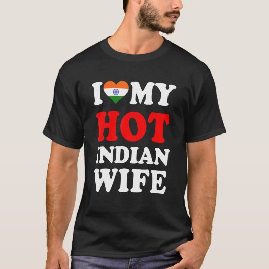 I love My Hot Indian Wife Funny Husband Gift T-shirt (Voorkant)