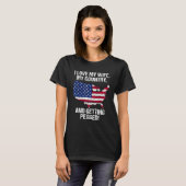 I LOVE MY WIFE MY COUNTRY AND GETTING PEGGED T-SHIRT (Voorkant volledig)