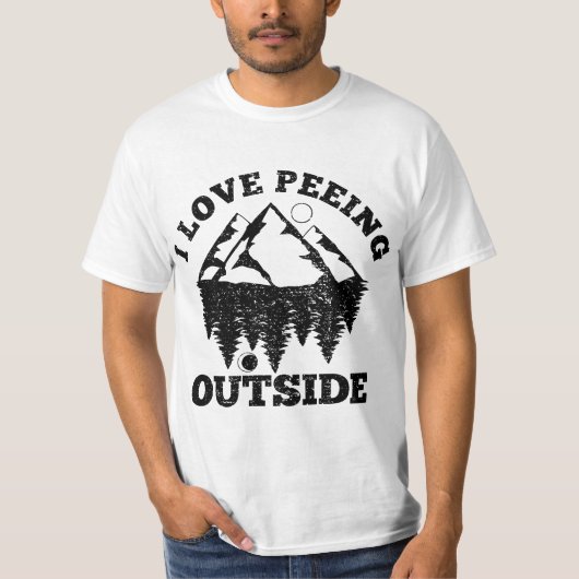 I Love Peeing Outside - Funny Hiking Camping Gift  T-shirt (Voorkant)