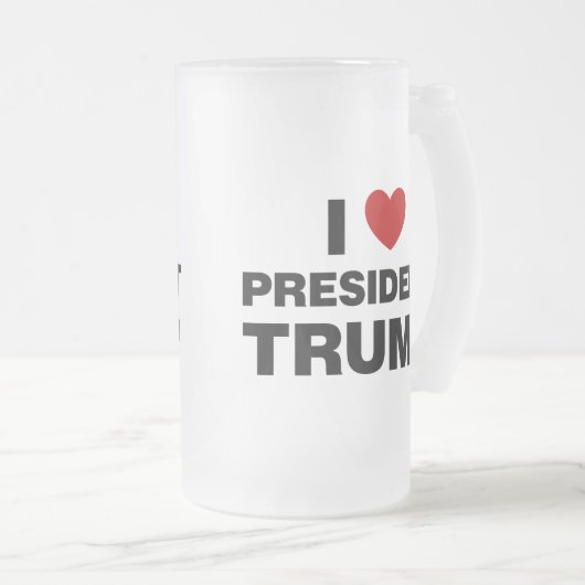 I Love President Trump Heart Matglas Bierpul (Voorkant rechts)