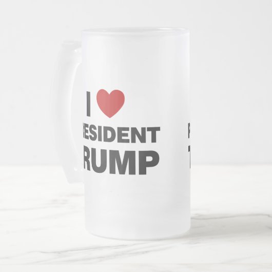 I Love President Trump Heart Matglas Bierpul (Voorkant links)