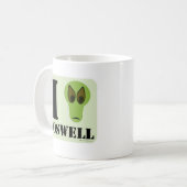 I Love Roswell Fun Alien Logo UFO Design Koffiemok (Voorkant links)