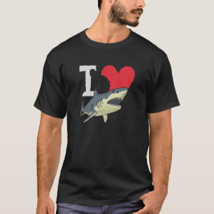 I Love Sharks T-shirt