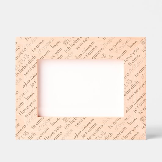 "I Love You" van het echtpaar in wereldwijde roman Gegraveerde Lijstjes (Voorkant)