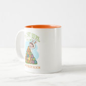 I’m Just Here for the Chocolate Eggs – Funny Easte Tweekleurige Koffiemok (Voorkant links)