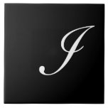 I Monogram Initiaal Wit op Zwart Tegeltje<br><div class="desc">Klassieke Witte Letter Monogram op Zwarte Achtergrond, I</div>