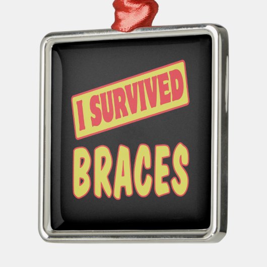 I OVERVIGDE BRACES METALEN ORNAMENT (Links)