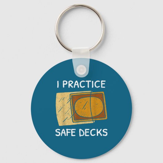 I Practice Safe Decks Trading Card Game Pun Humor Sleutelhanger (Voorkant)