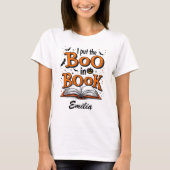 I Put The Book in Halloween T-shirt voor schrijver (Voorkant)