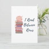 I Read Between Rows Crochet Knitting Book Lover Feestdagenkaart (Staand voorkant)