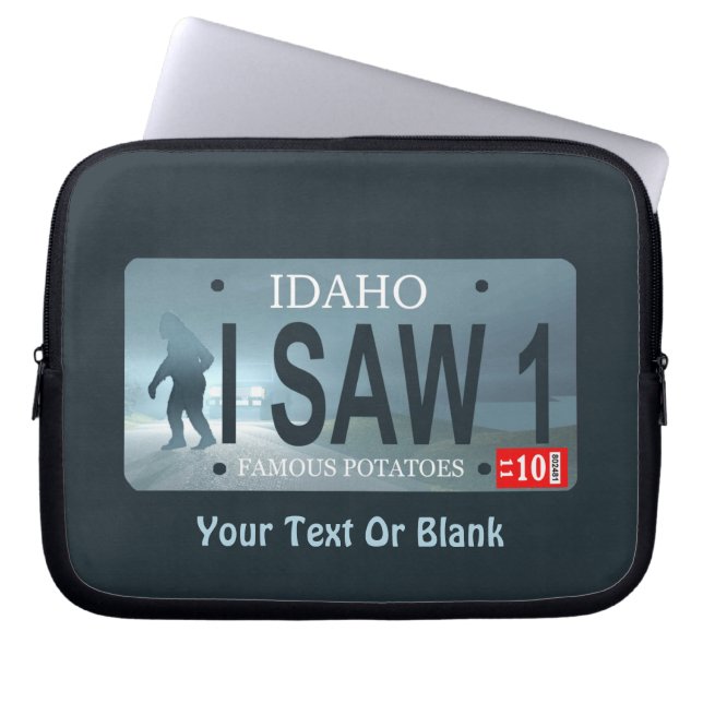 "I Saw 1" Sasquatch License Bord Laptop Sleeve (Voorkant)