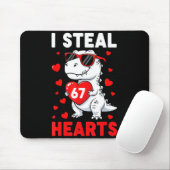 I Steal 67 Hearts Funny 67 Valentine Dinosaur Men Muismat (Met muis)