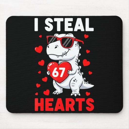 I Steal 67 Hearts Funny 67 Valentine Dinosaur Men Muismat (Voorkant)
