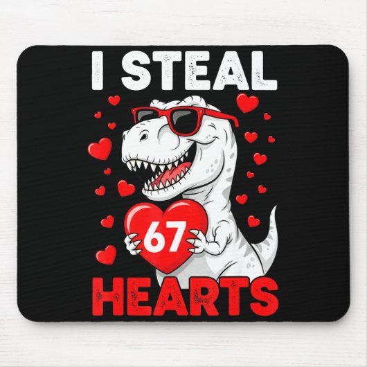 I Steal 67 Hearts Funny 67 Valentine Dinosaur Men  Muismat (Voorkant)