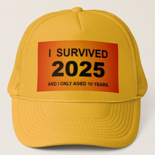 I Survived 2025 Trucker Pet (Voorkant)