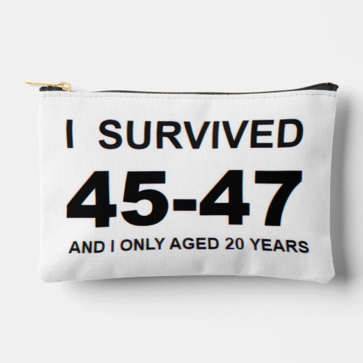 I Survived 45-47 Etui (Voorkant)