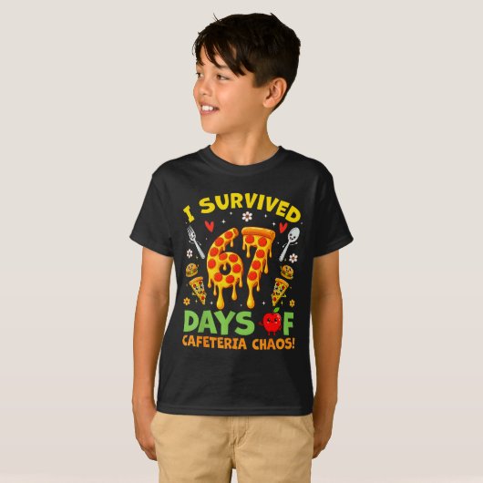 I Survived 67 Days Of Cafeteria Chaos Funny Boy Gi T-shirt (Voorkant volledig)