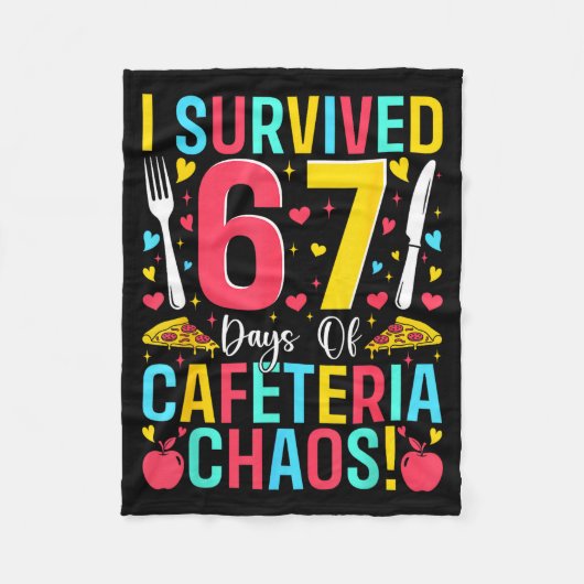 I Survived 67 Days Of Cafeteria Chaos Lunch Lady S Fleece Deken (Voorkant)