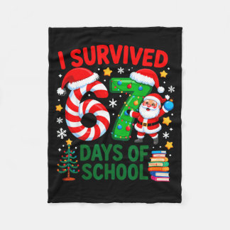 I Survived 67 Days Of School Christmas Candy Cane  Fleece Deken