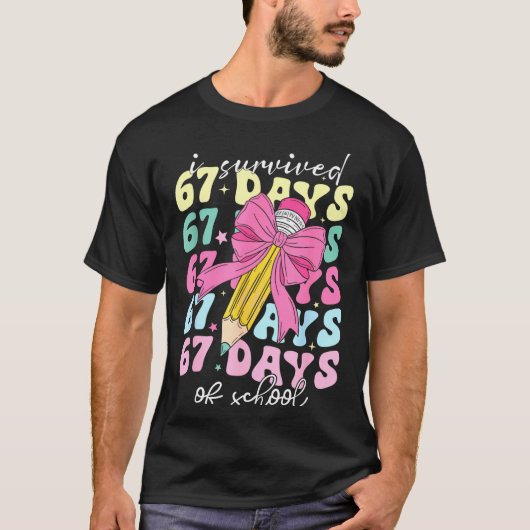 I Survived 67 Days Of School Coquette Bow Student  T-shirt (Voorkant)