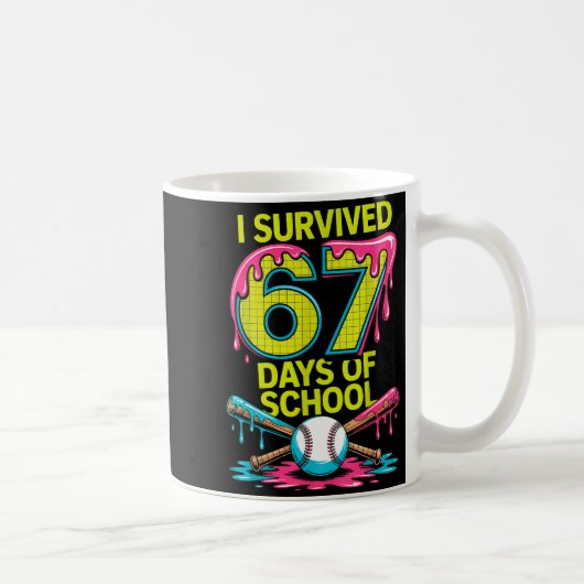 I Survived 67 Days Of School Funny 67 Baseball Sli Koffiemok (Rechts)