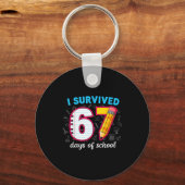 I Survived 67 Days Of School Funny 67 Teachers Stu Sleutelhanger (Voorkant)