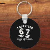 I Survived 67 Days Of School Funny 67 Teachers Stu Sleutelhanger (Voorkant)