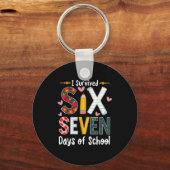 I Survived 67 Days Of School Funny 67 Teachers Stu Sleutelhanger (Voorkant)