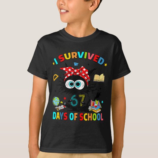 I Survived 67 Days Of School Funny Black Cat Six S T-shirt (Voorkant)