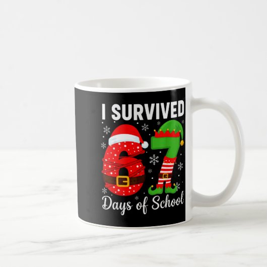 I Survived 67 Days Of School Funny Elf Christmas S Koffiemok (Rechts)