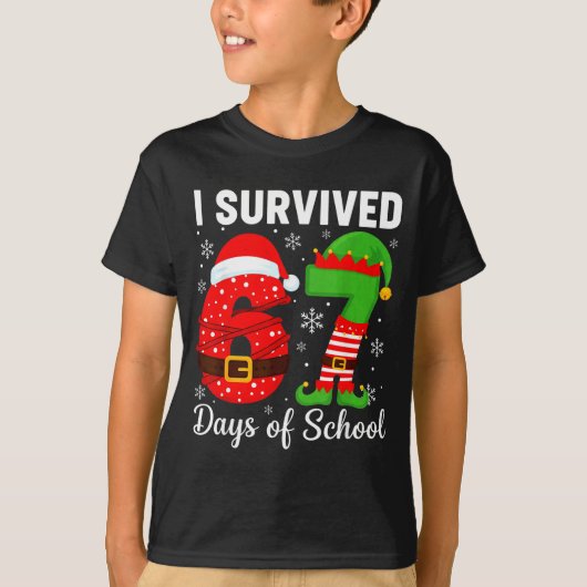 I Survived 67 Days Of School Funny Elf Christmas S T-shirt (Voorkant)