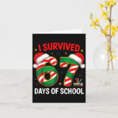 I Survived 67 Days Of School Funny Gen Christmas Kaart (Gele Bloem)
