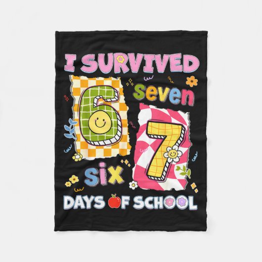 I Survived 67 Days Of School Funny Meme Boy Girl T Fleece Deken (Voorkant)