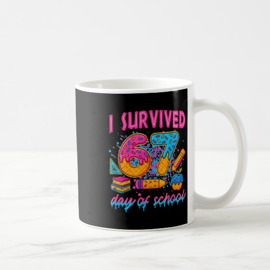 I Survived 67 Days Of School Funny Meme Ice Cream  Koffiemok (Rechts)