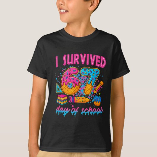 I Survived 67 Days Of School Funny Meme Ice Cream T-shirt (Voorkant)