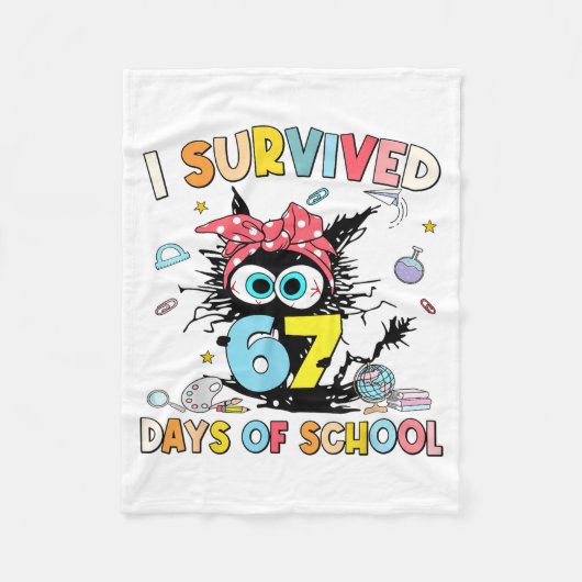 I Survived 67 Days Of School Funny Meme Teacher St Fleece Deken (Voorkant)