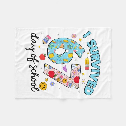 I Survived 67 Days Of School Funny Meme Teacher St Fleece Deken (Voorkant (Horizontaal))