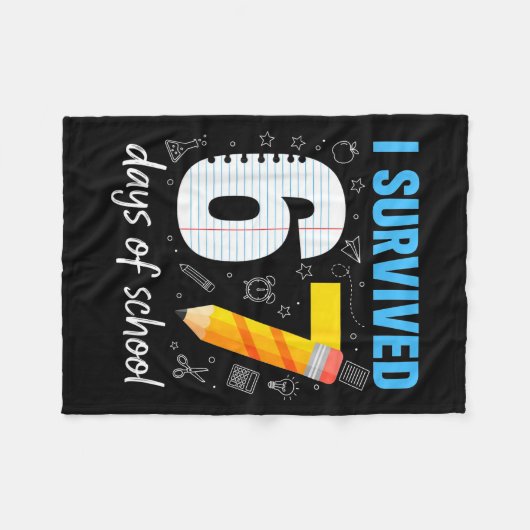 I Survived 67 Days Of School Funny Meme Teacher St Fleece Deken (Voorkant (Horizontaal))