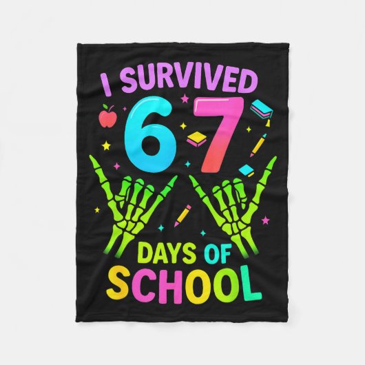 I Survived 67 Days Of School Funny Meme Teacher St Fleece Deken (Voorkant)