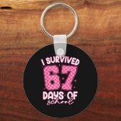 I Survived 67 Days Of School Funny Meme Teacher St Sleutelhanger (Voorkant)