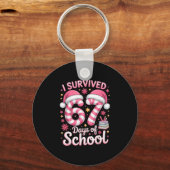 I Survived 67 Days Of School Funny Meme Teacher St Sleutelhanger (Voorkant)