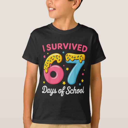 I Survived 67 Days Of School Funny Meme Teacher St T-shirt (Voorkant)