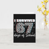 I Survived 67 Days Of School Funny Retro 67 Meme S Kaart (Gele Bloem)