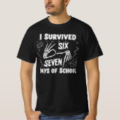 I Survived 67 Days of School | Funny Skeleton Meme T-shirt (Voorkant)