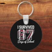 I Survived 67 Days Of School Funny Student Footbal Sleutelhanger (Voorkant)