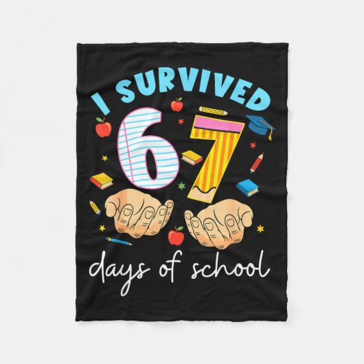 I Survived 67 Days Of School Funny Student Style  Fleece Deken (Voorkant)
