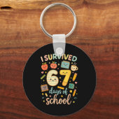 I Survived 67 Days Of School _ Funny Teacher &amp; Sleutelhanger (Voorkant)