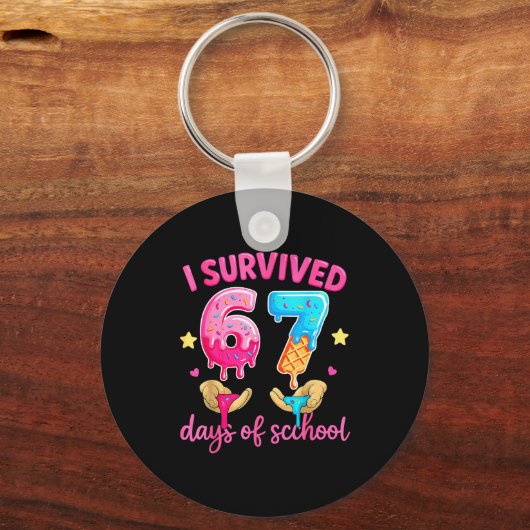 I Survived 67 Days Of School Ice Cream Six Seven M Sleutelhanger (Voorkant)