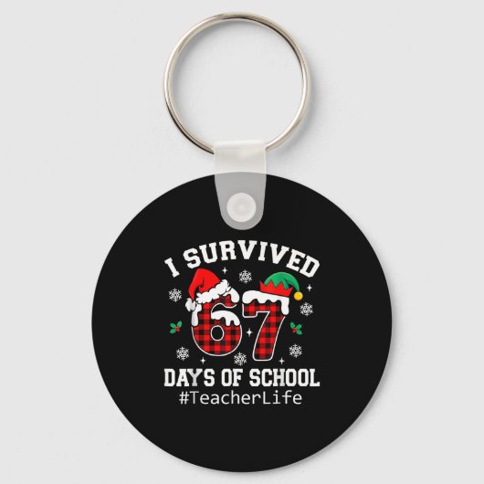 I Survived 67 Days Of School Red Buffalo Plaid Tea Sleutelhanger (Voorkant)